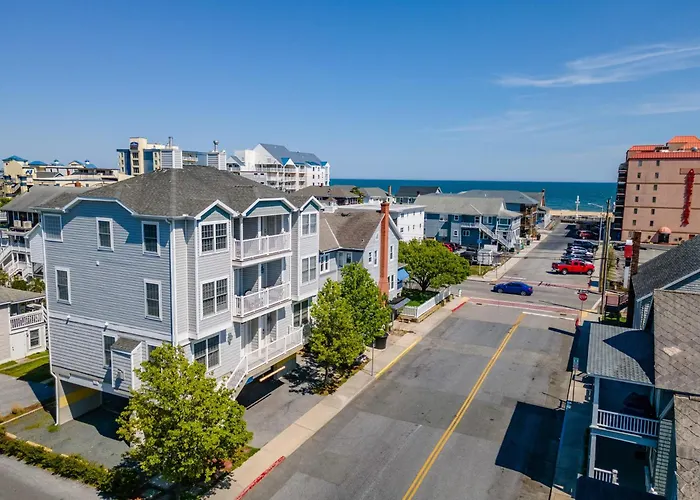 Townhouse 10a *